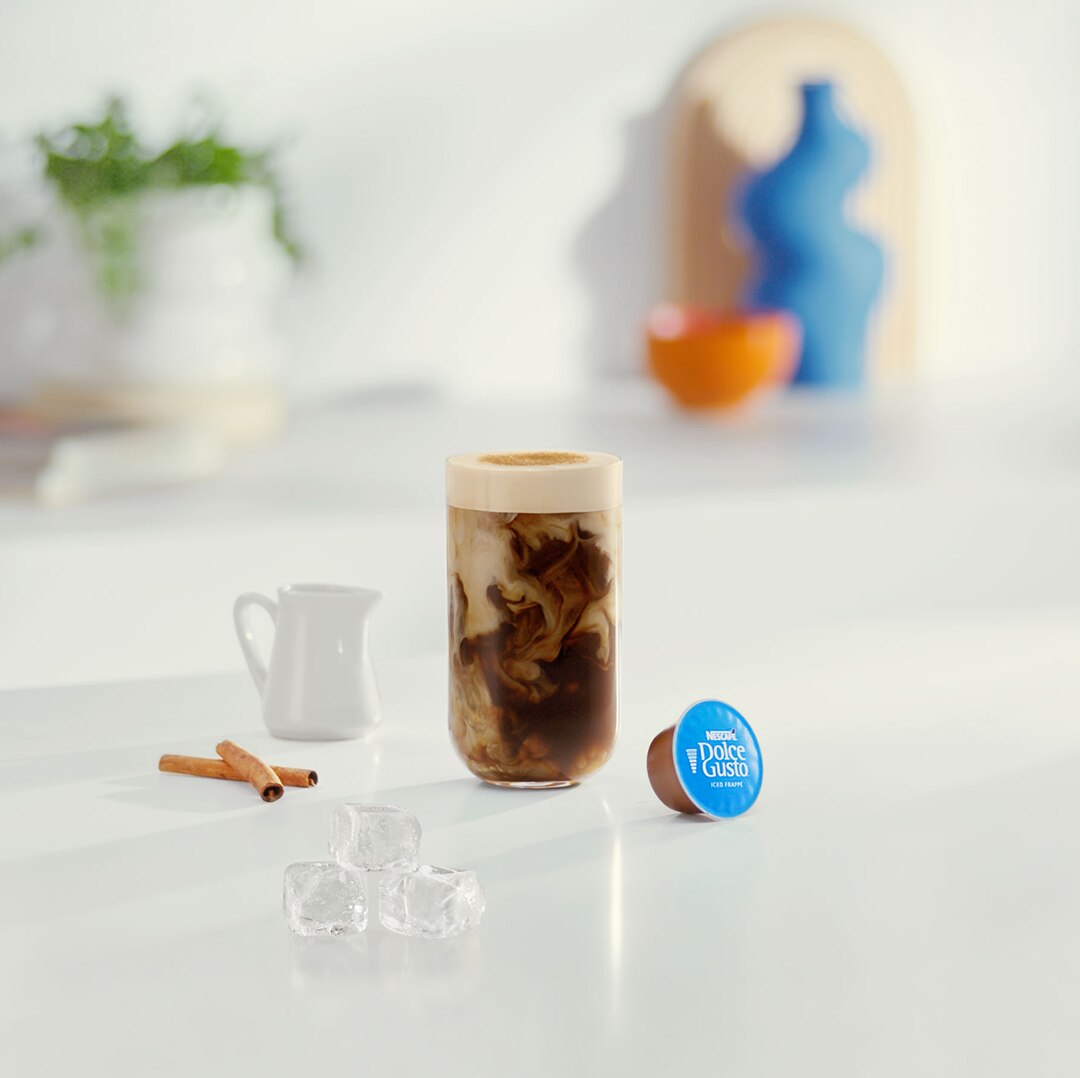 Iced Frappé Latte de Aveia com Canela