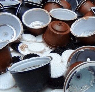 Cápsulas de café Nescafé Dolce Gusto de plástico usadas